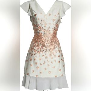Chi chi London, Esmee Jacquard V-Neck Cocktail Dress, beige and pink size 4.NWT.